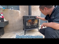 Изготовленная из чугуна древняя угольная печь